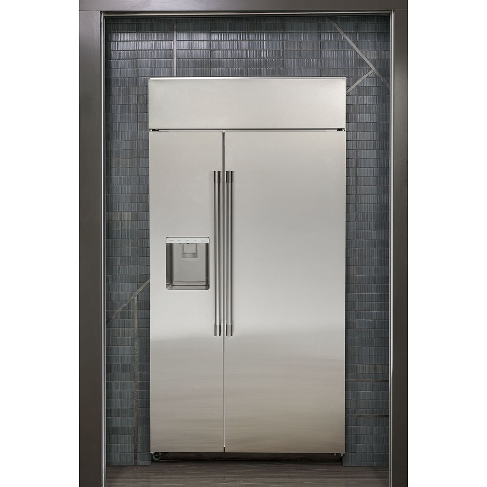 REFRIGERATOR-42INCH-STAINLESS-STEEL-ZISS420DNSS-MONOGRAM-LIFESTYLE.jpg